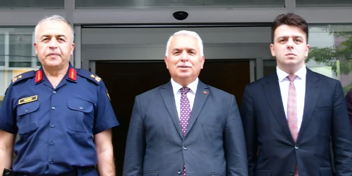 vali-aziz-yildirim-dernekpazari-2.webp
