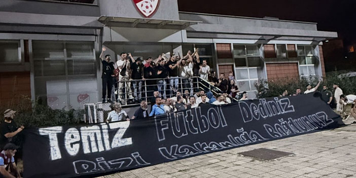 trabzonsporlu-taraftarlar-isyanda-istifaya-davet-ettiler.jpg
