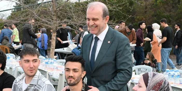 4-cesit-yemek-40-lira-2.webp
