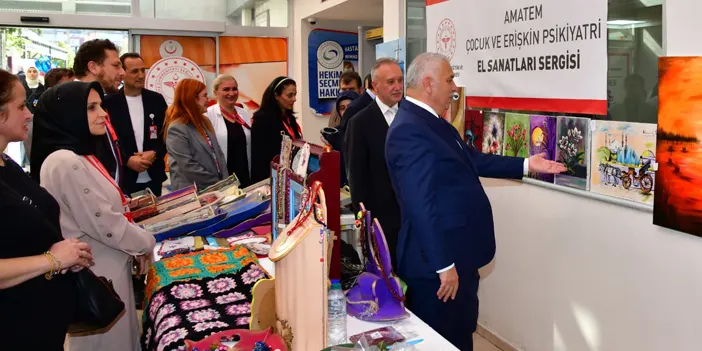 vali-yildirim-amatem-sergisi-ziyaret-2.webp