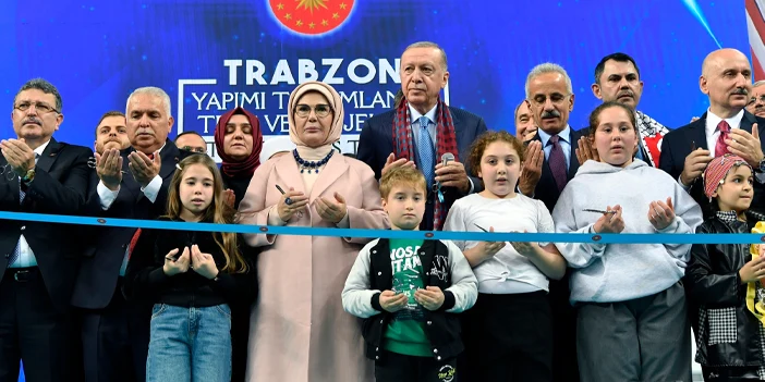 erdogan-ozeli-topa-tuttu-2.webp