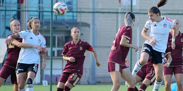 kadin-futbol-derbide-galip-6.webp